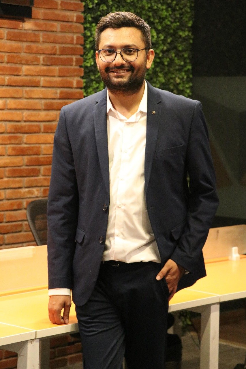 Mr. Himanshu Chaturvedi